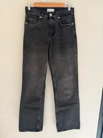 Jean noir Zara jambes droites