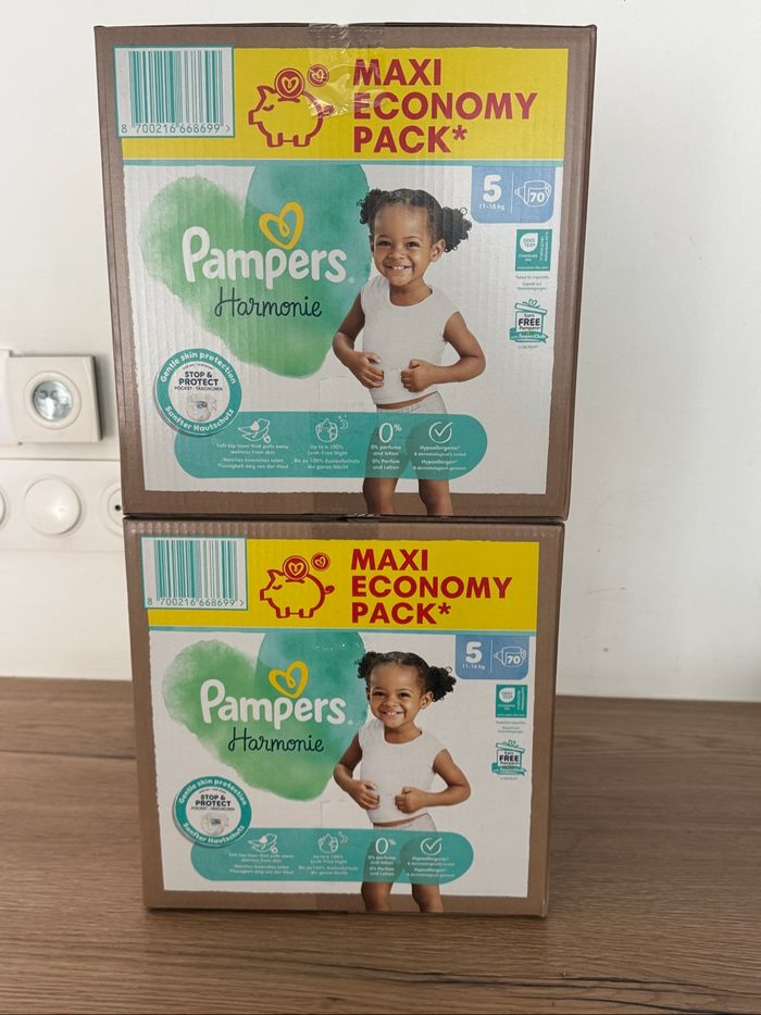 Couches Pampers harmonie taille 5 - photo numéro 2