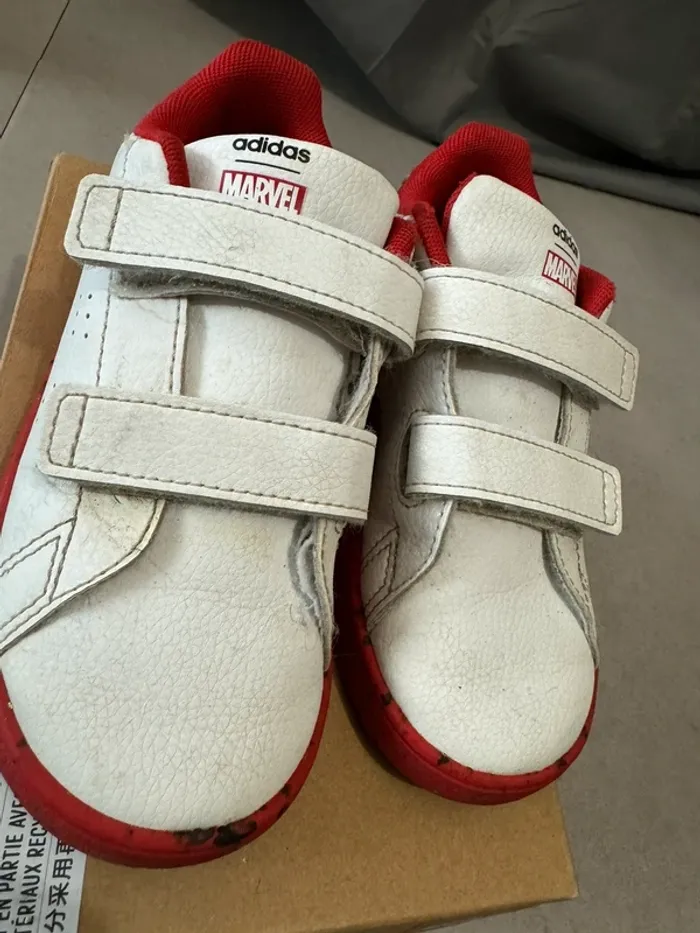 Baskets adidas Marvel 26,5 - photo numéro 7