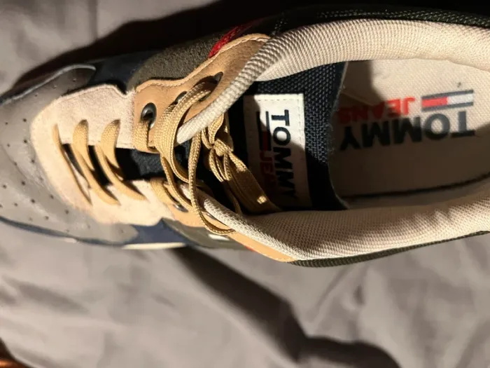 Basket Tommy Hilfiger officiel 2025 édition limité rare - photo numéro 6