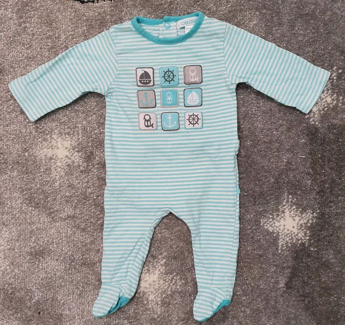 《 N'hesitez pas à faire un tour dans la boutique réduction sur lots 》 🙂👍
🐻 Pyjama Neuf jamais porté
🌸 Taille : 1 mois
🌸 Marque Obaïbi