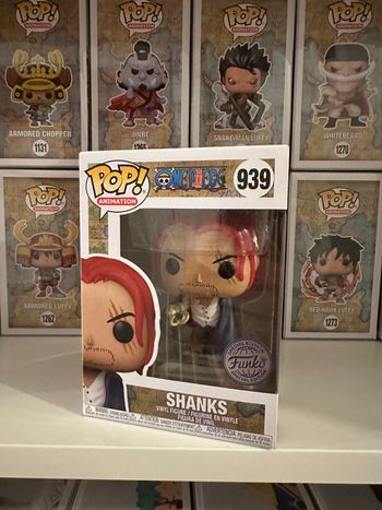 Funko Pop  One Piece 939 Shanks