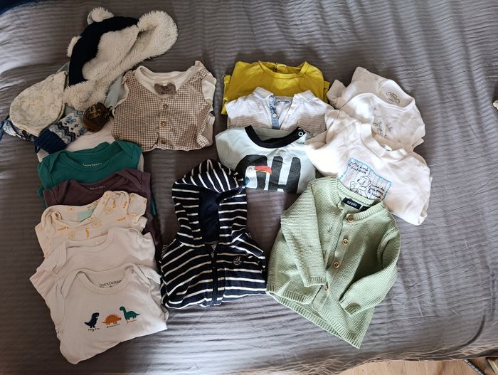 Lot garçon 6 mois - 30 pieces - photo numéro 2