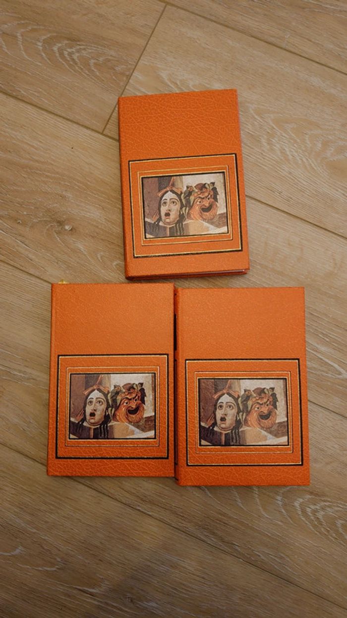 3 livres editions famot. Heureux  + L'os à moelle + Sens dessus dessous - photo numéro 3