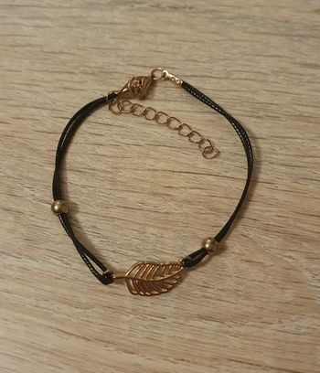 Bracelet feuille dorée
