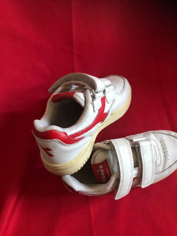 Baskets enfant marque Diadora taille 28 - photo numéro 2