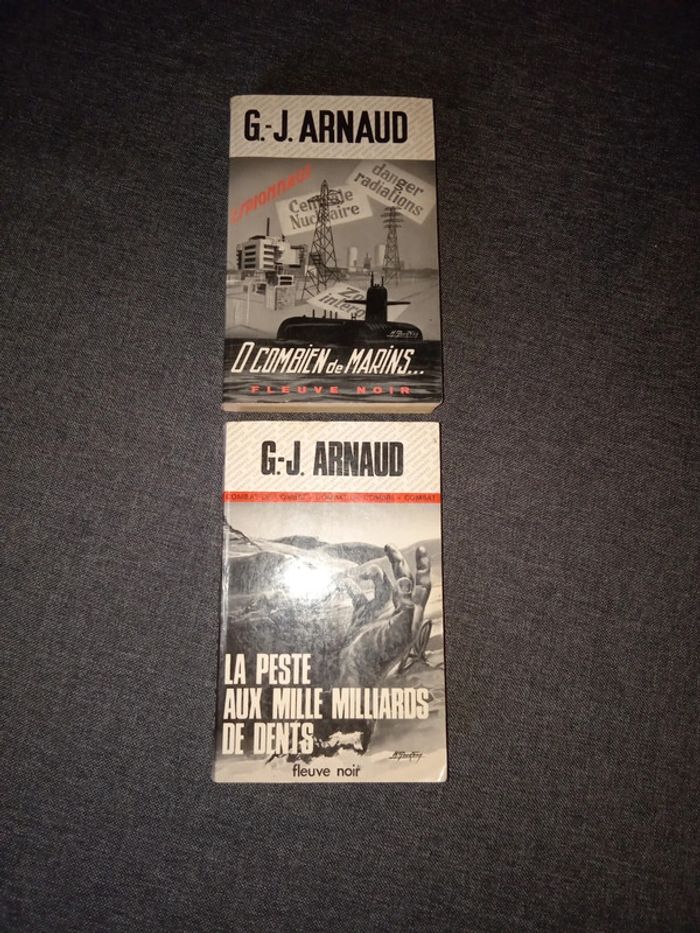 Lot de 2 romans G. J. Arnaud