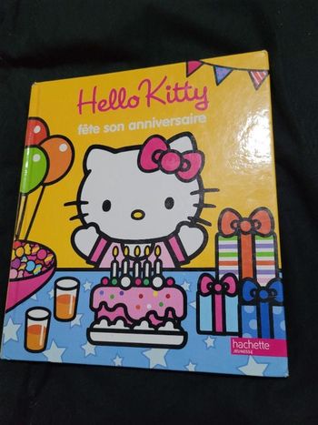Hello Kitty fête son anniversaire