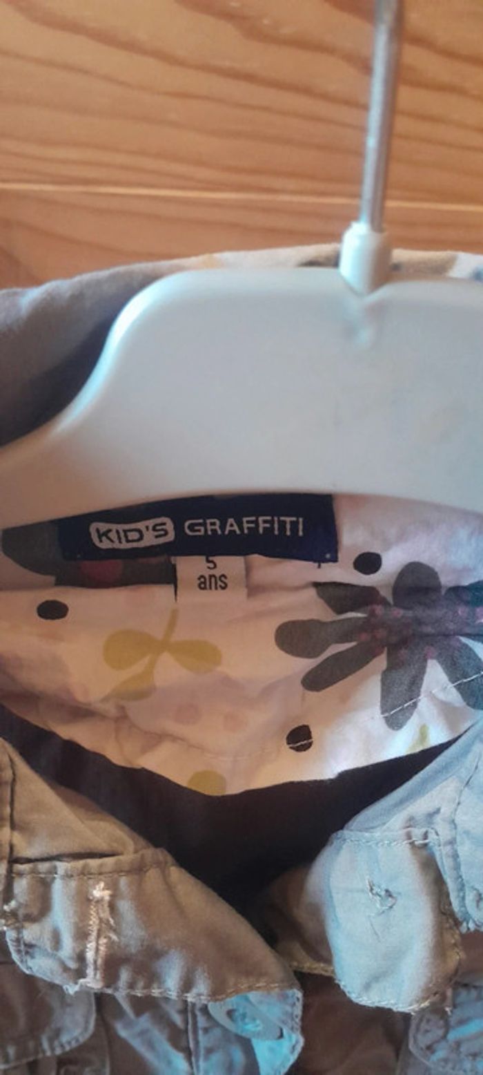 Robe Kids graffiti 5 ans - photo numéro 2