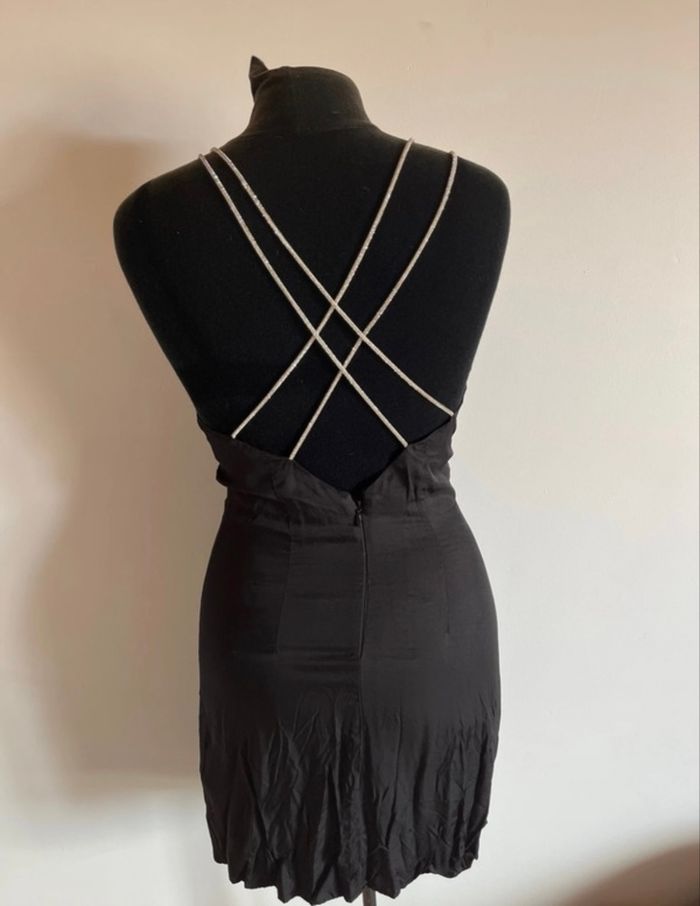 Robe noir à bretelles pailletée effet croisé dans le dos taille XS de chez H&M neuve - photo numéro 5