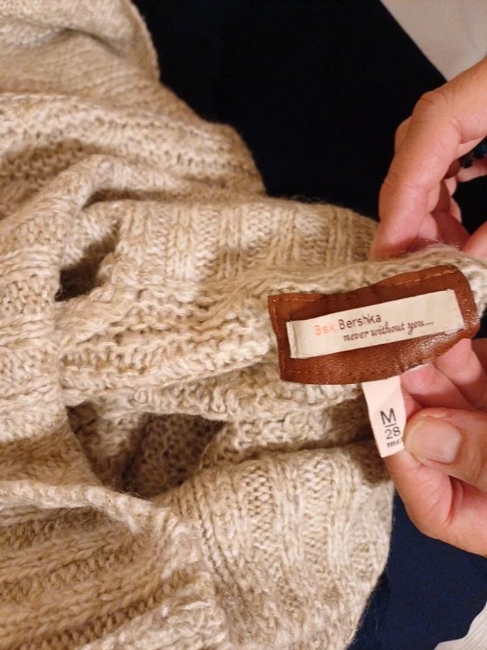 Nouvelle veste poncho Bershka - photo numéro 3