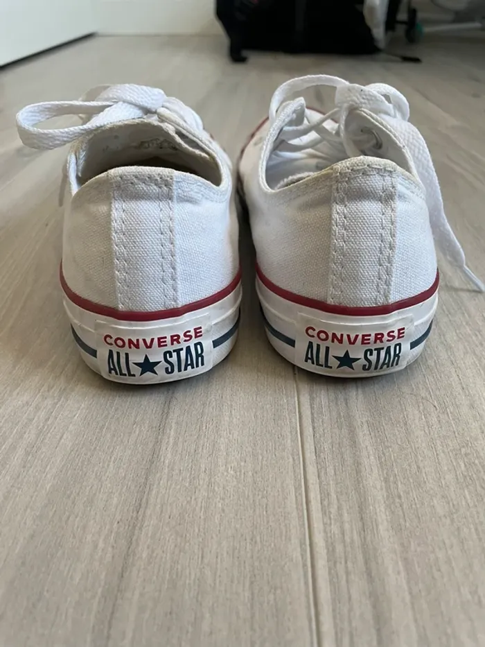 Converse basse blanche - photo numéro 4