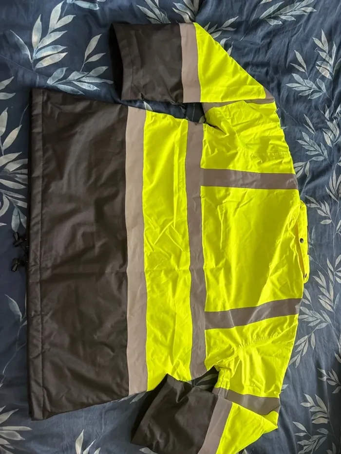 Manteau avec bande réfléchissante - photo numéro 4