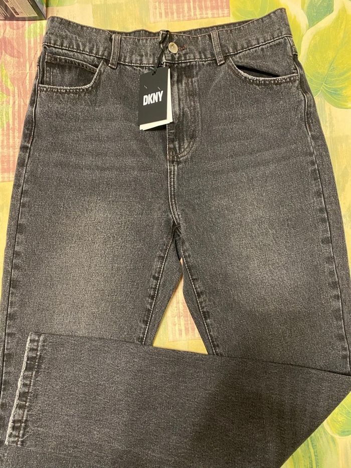 Jean neuf DKNY - photo numéro 4