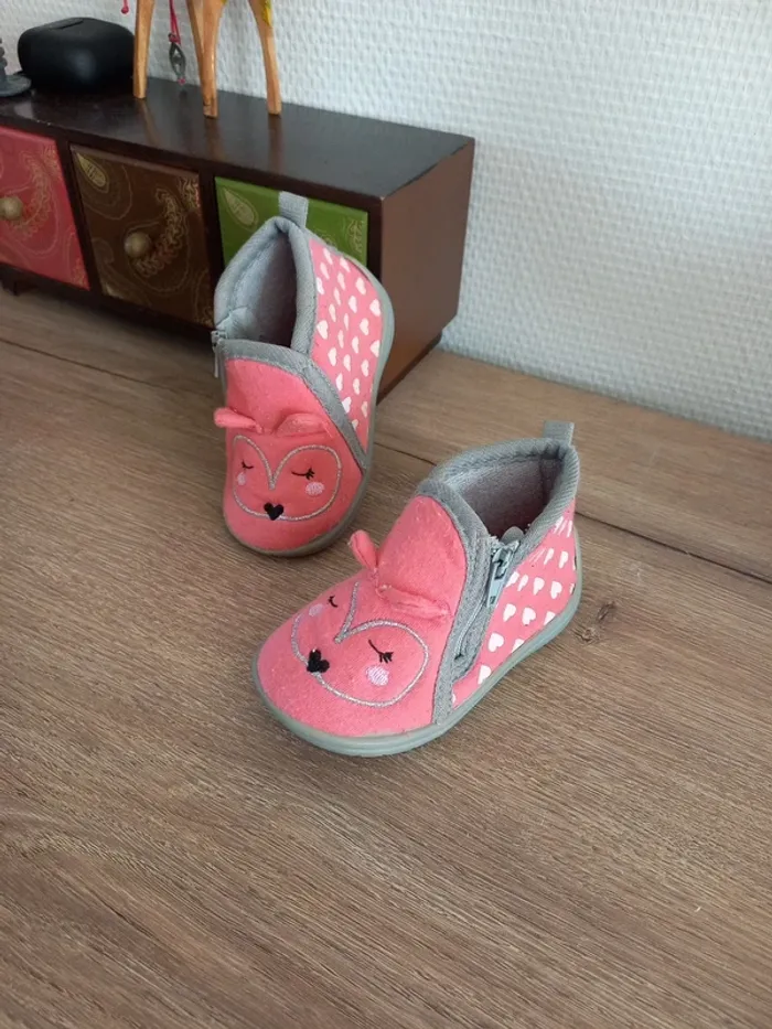 Chausson bebe fille T19