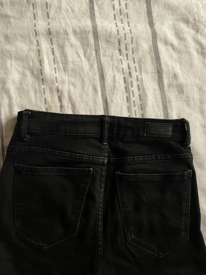 Jean noir taille haute Bershka - photo numéro 3