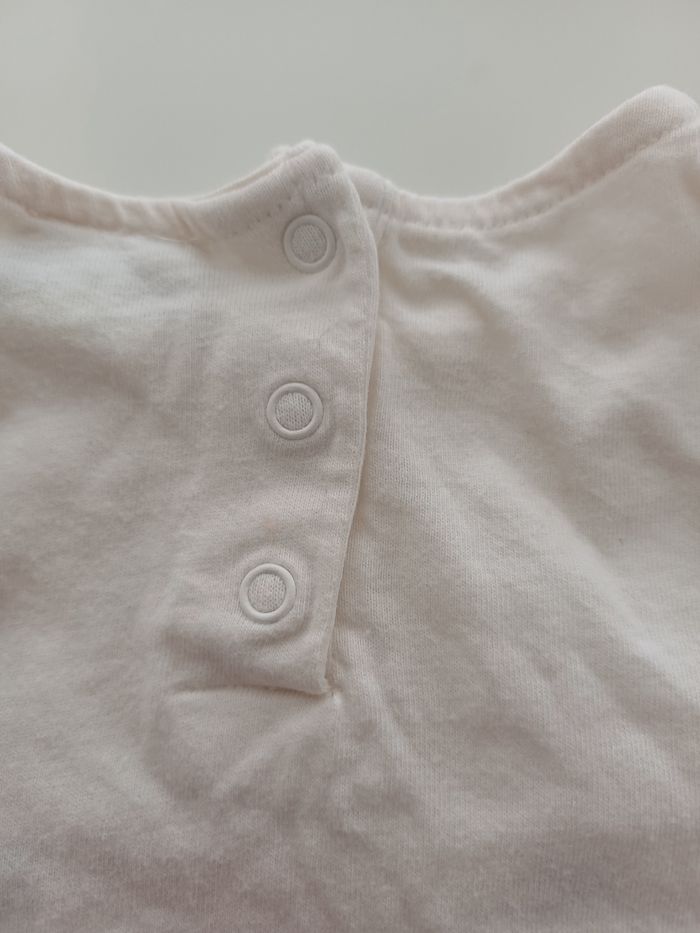 Tee-shirt neuf taille 9 mois - photo numéro 5