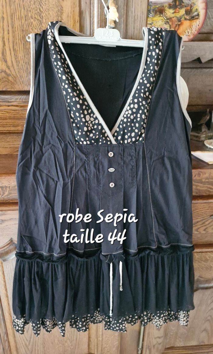 Robe noire