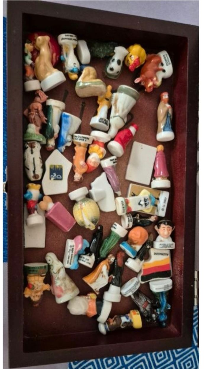 Lot de 46 fèves - photo numéro 2