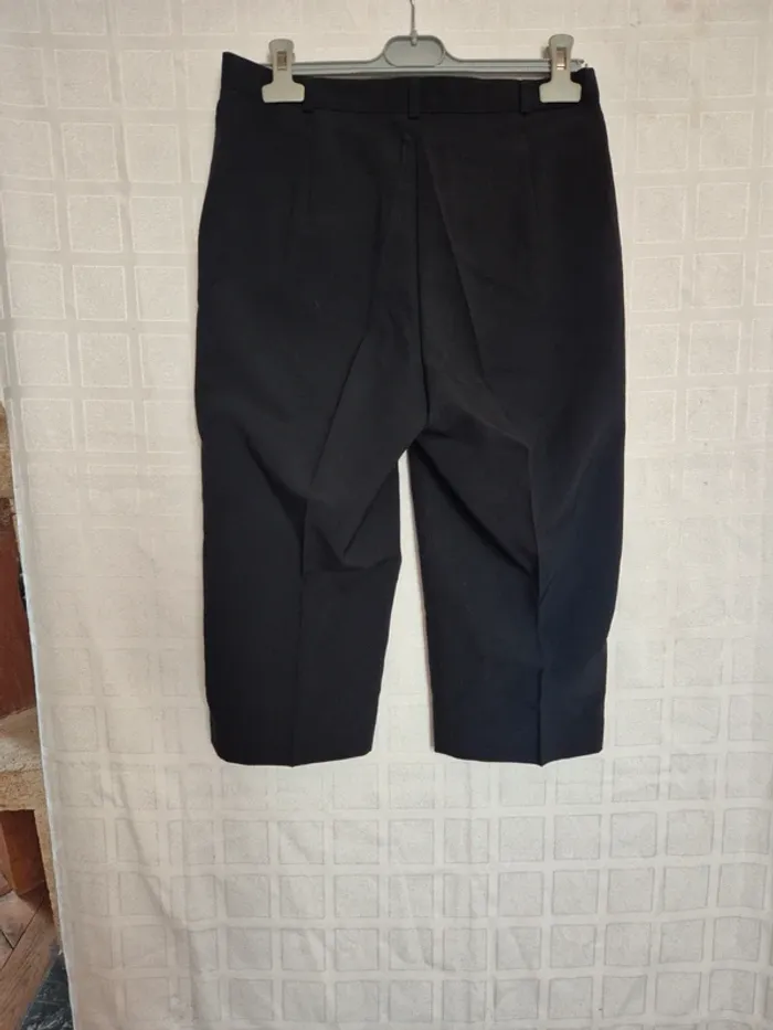 pantacourt taille 42 - photo numéro 4