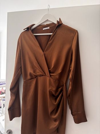 robe marron cédré