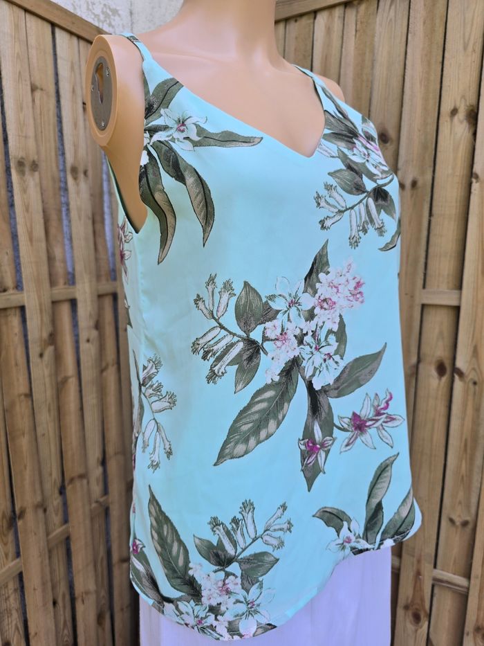 Débardeur neuf 🍒Ardene🍒taille 36/38 - photo numéro 4