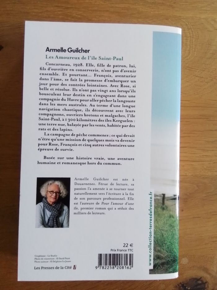 Lot de 4 livres..dont 2 neufs - photo numéro 3