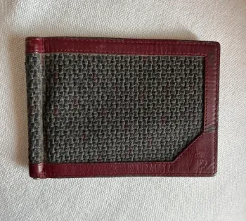 Porte-billets / porte-cartes Yves Saint Laurent vintage. 🖤