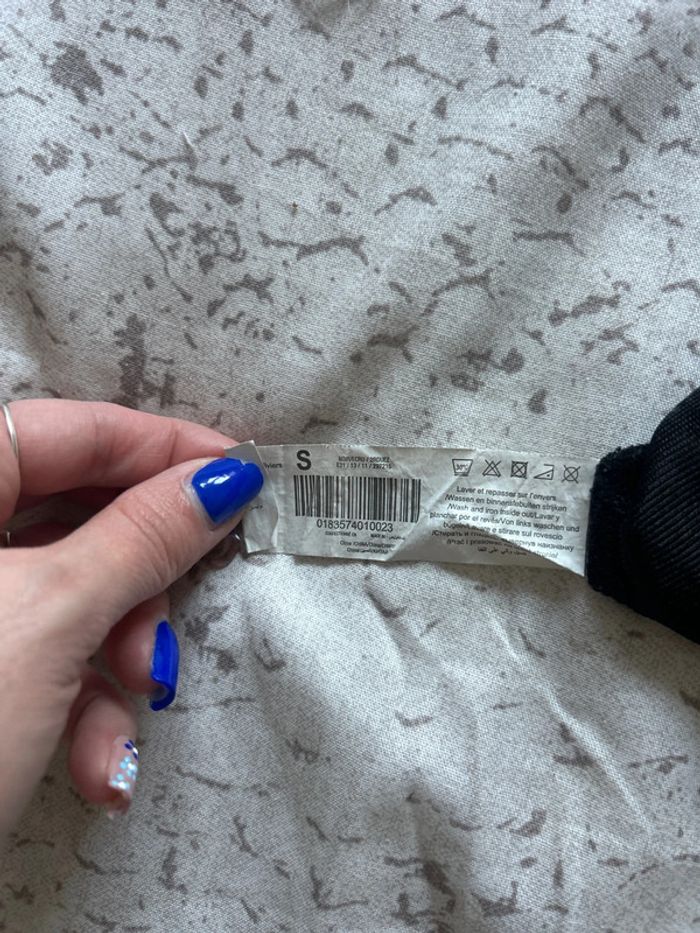 Robe dentelle col Claudine - photo numéro 7