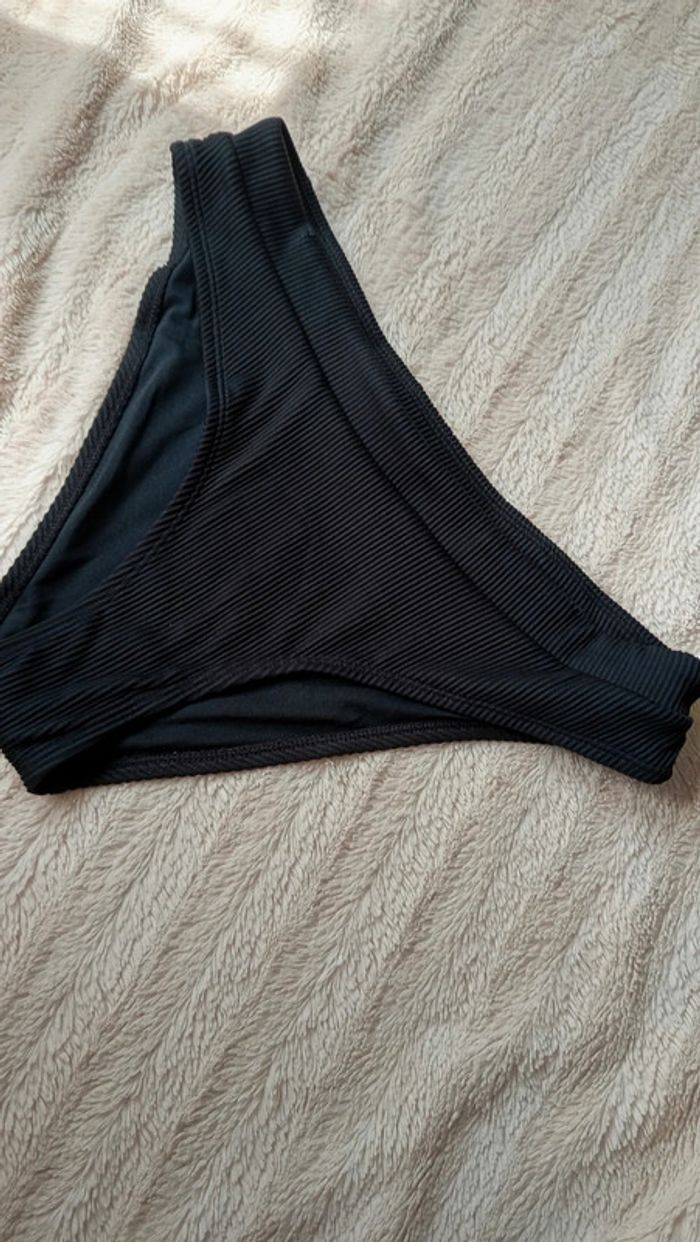 Bas de bikini noir 🔸taille 40 - photo numéro 5