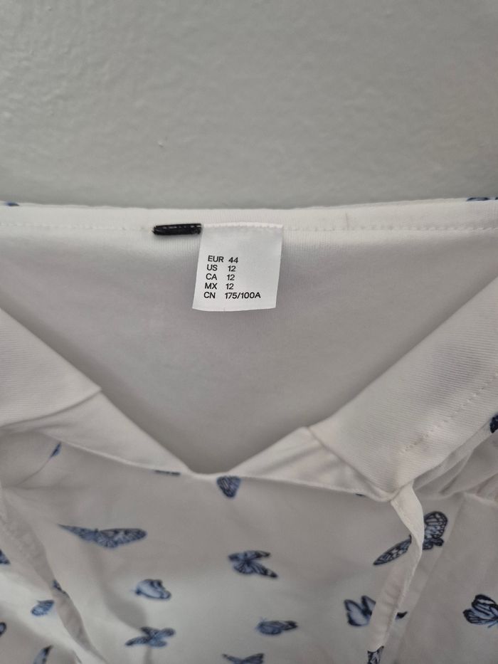 Magnifique robe taille 44 fermeture sur le cote avec papillon - photo numéro 5