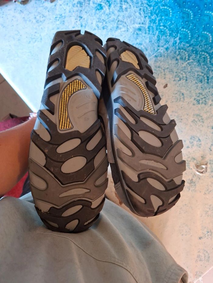 Chaussure sécurité 45 neuve - photo numéro 4