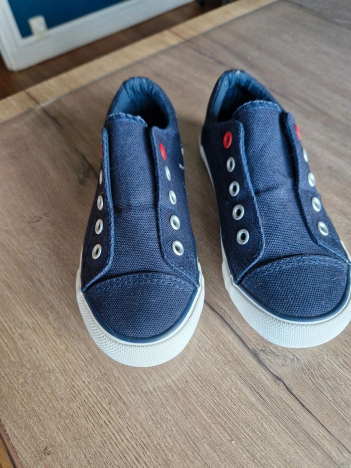 Tennis neuves 30 - photo numéro 5