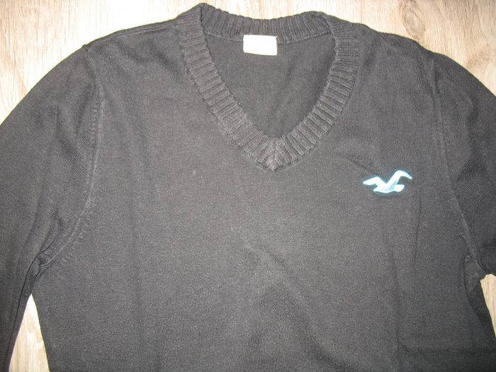 PULL FIN NOIR "HOLLISTER" - TAILLE M - n°01 - photo numéro 3