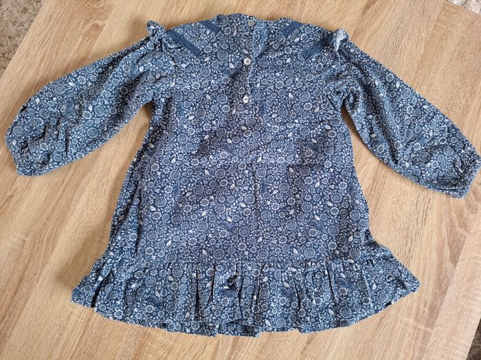 Robe fleurie bleue SM 3 ans - photo numéro 6
