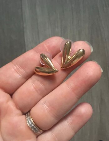 Boucles d’oreilles NEUVES pour femme forme de cœur 💛 couleur doré 