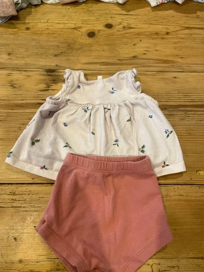 Ensemble petit bateau rose 1 mois