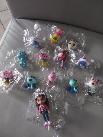 Lot figurines gabby chat 