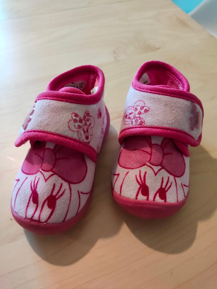 Chaussons Minnie taille 20