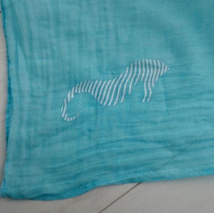 Étole turquoise en voile de coton - photo numéro 4