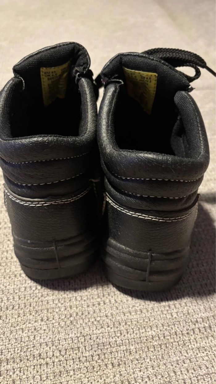 Chaussure montante de sécurité - photo numéro 2