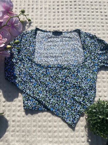 🌸 Top court manches longues fleuri – Tally Weijl – XS 🌸