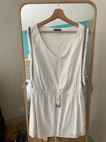 Robe sans manches blanche