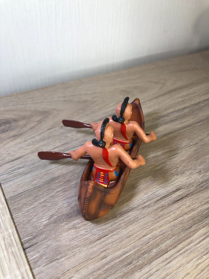 Figurine canoë indien vintage pvc bully bullyland - photo numéro 2