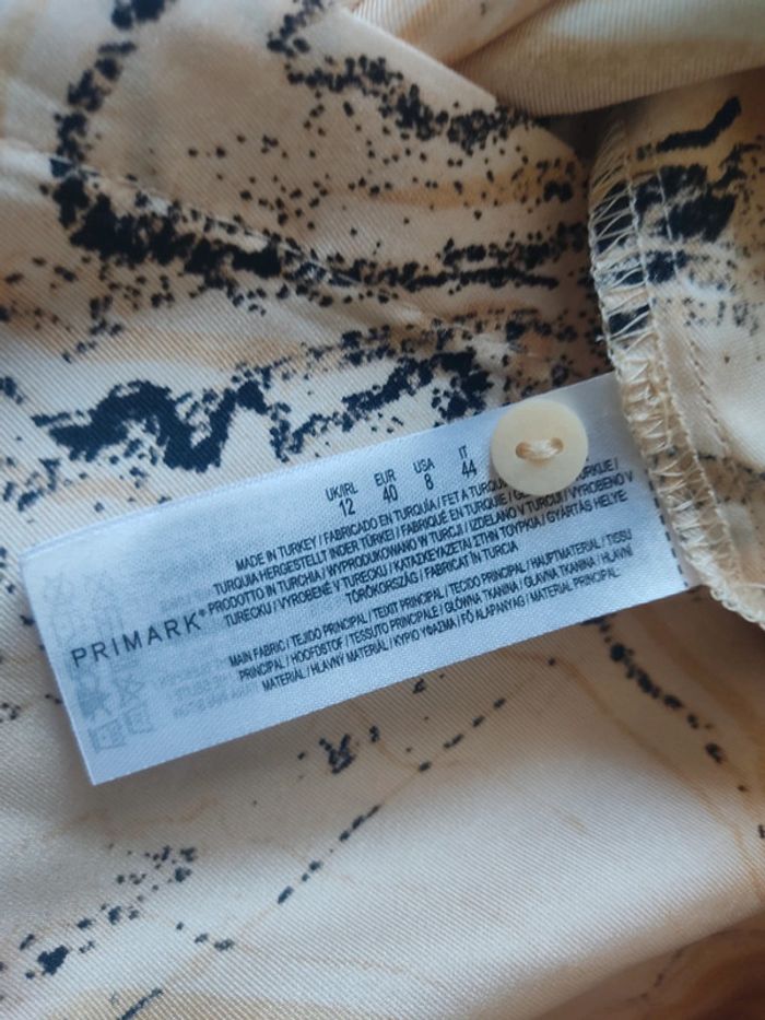 Chemise femme style satin beige et noir 40 EUR Neuve Primark - photo numéro 4