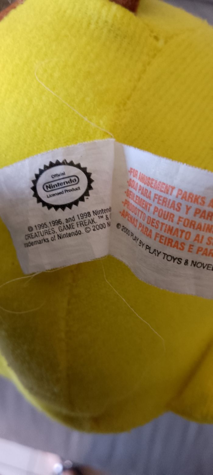 Peluche pikachu vintage collector 1995 nintendo play by play . 19 CMS Très bon état . - photo numéro 6