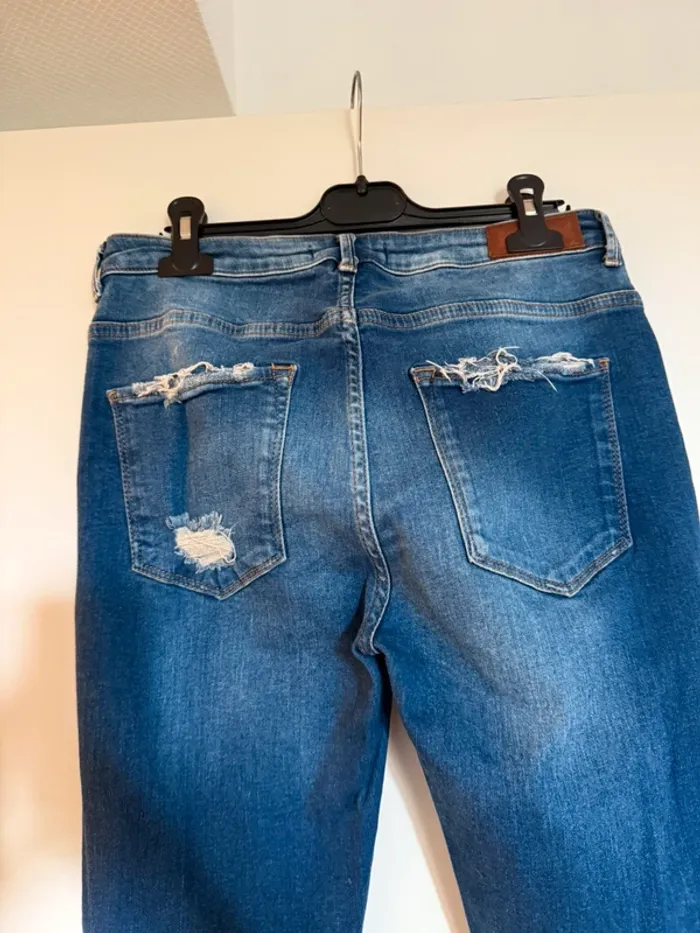 Jean slim en très bon état taille 42 Bershka bleu - photo numéro 6
