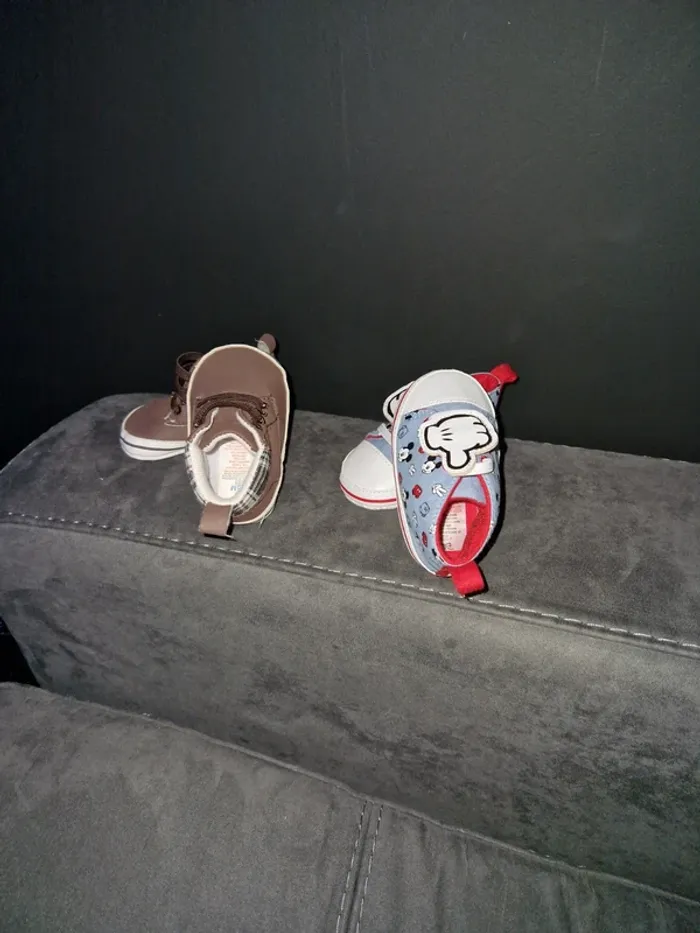 Lot Chaussures bébé 0/6mois - photo numéro 4