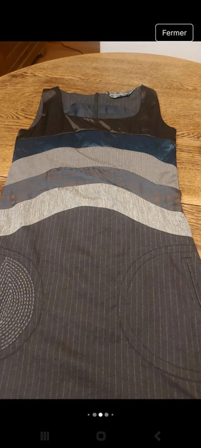 Jolie Robe grise Desigual t 38 - photo numéro 13