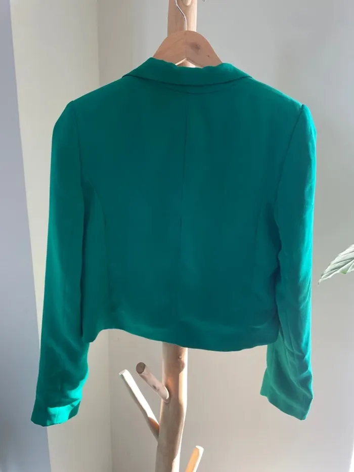 Veste tailleur verte - photo numéro 3